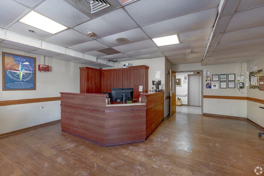 More Photos Of 3311 S Michigan Ave, Chicago Skilled Nursing Facility For Sale