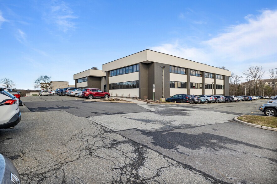 More Photos Of 222 Route 59, Airmont Medical For Lease
