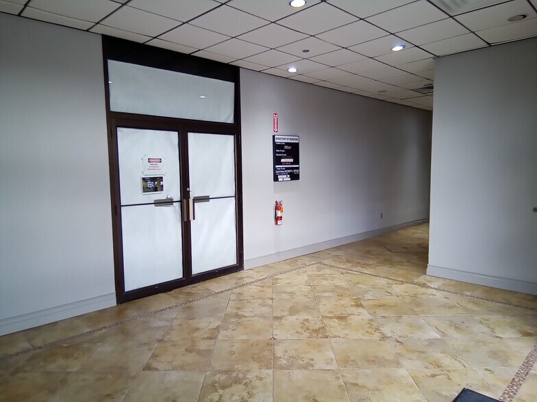 More Photos Of 15 Matthews St, Goshen Office For Sale