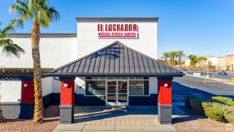 More Photos Of 375 N Stephanie St, Henderson Restaurant For Lease