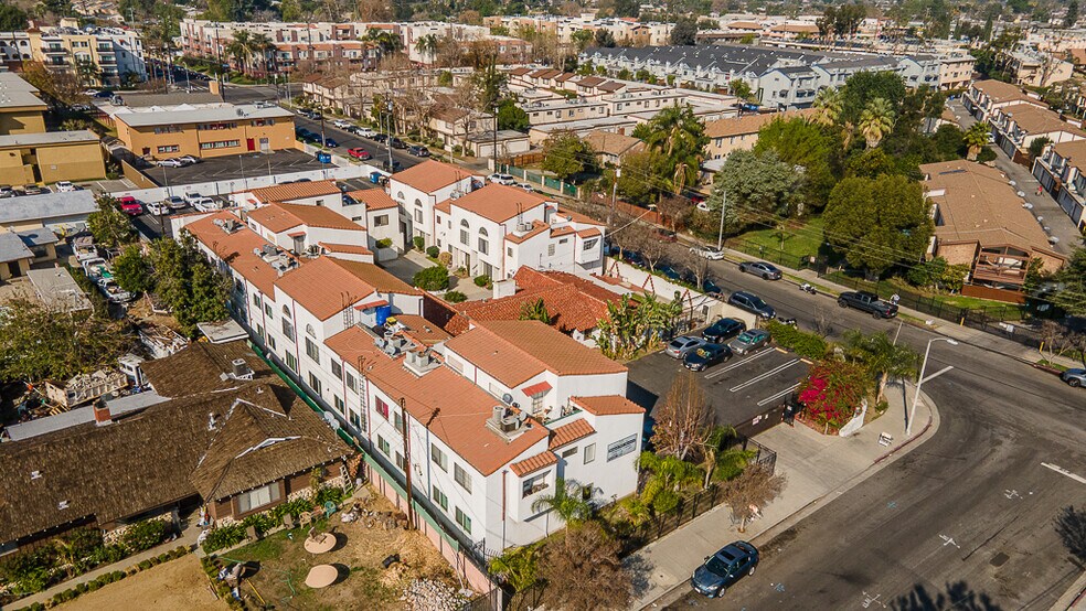More Photos Of 9261 Wakefield Ave, Panorama City Apartments For Sale
