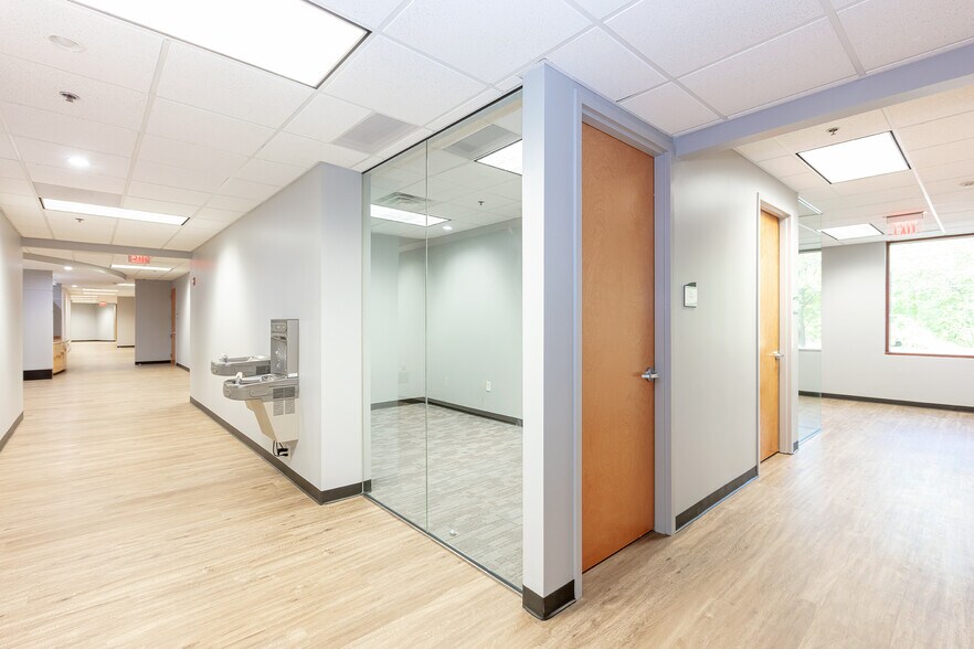 More Photos Of 1090 Northchase Pky SE, Marietta Loft Creative Space For Sale