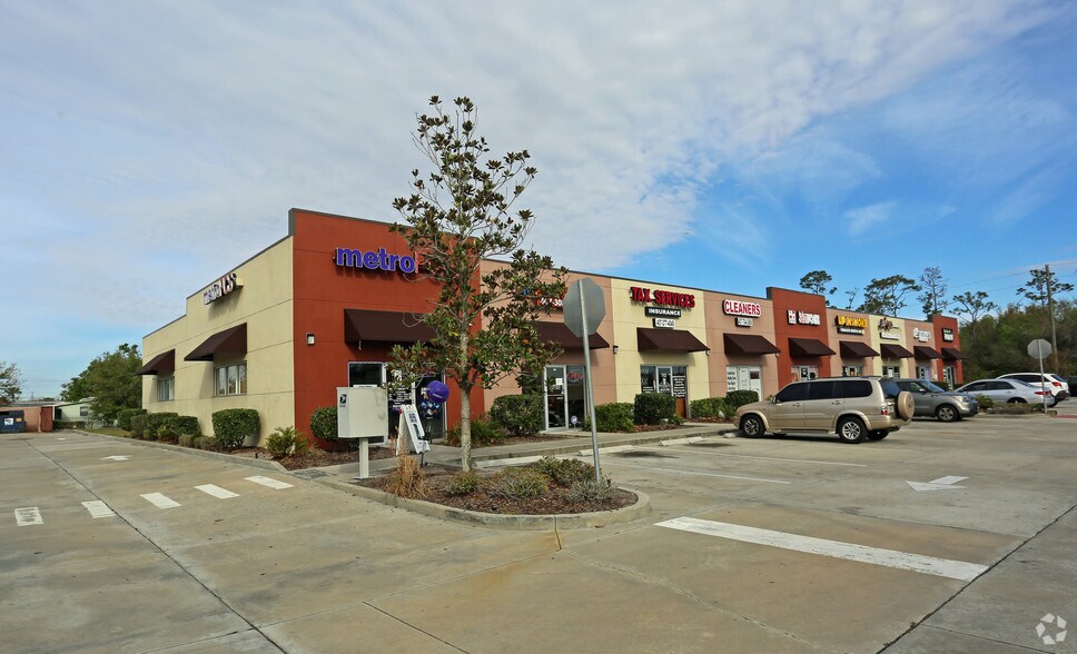 Primary Photo Of 3900 S Goldenrod Rd, Orlando General Retail For Lease