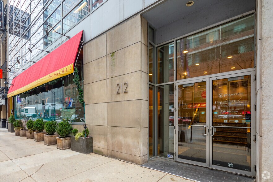 More Photos Of 212 E Ohio St, Chicago Office For Lease