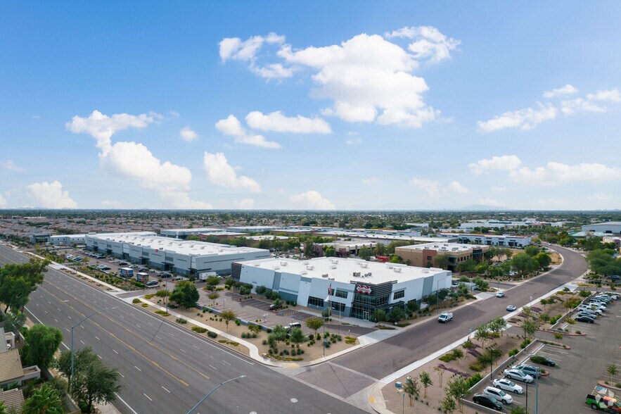 More Photos Of 1715 N Rosemont, Mesa Warehouse For Lease
