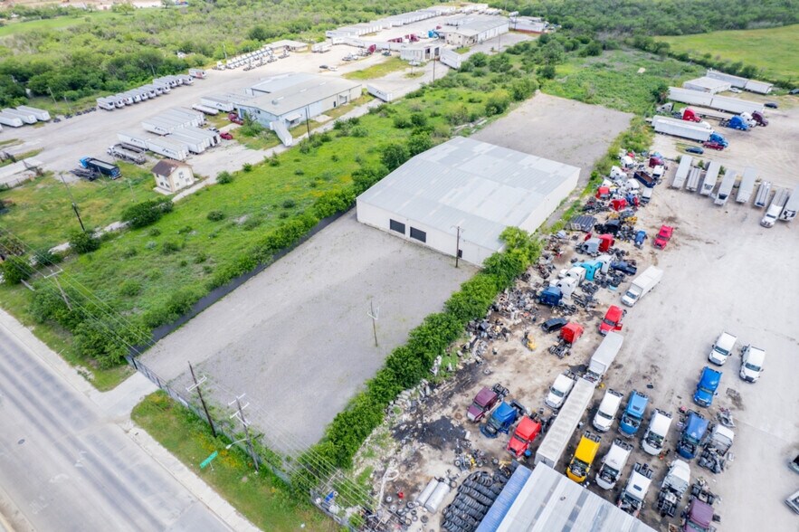 Primary Photo Of 7240 E IH-10, San Antonio Warehouse For Lease