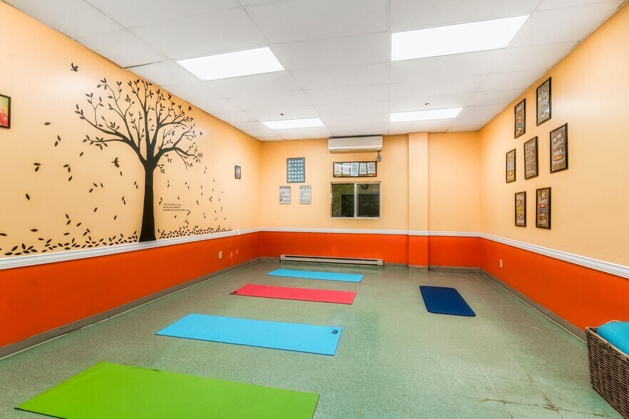 More Photos Of 185 State Route 183, Stanhope Medical For Sale