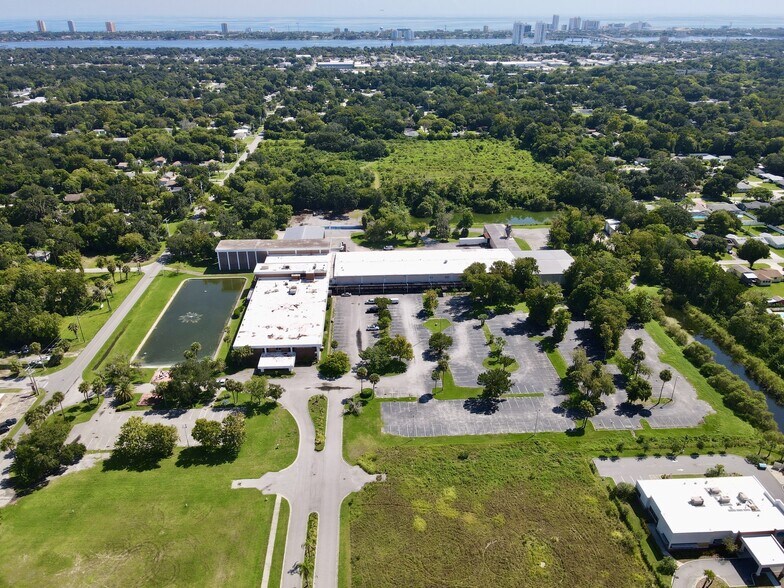 More Photos Of 901 6th St, Daytona Beach Industrial For Sale