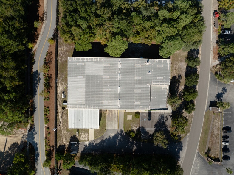 More Photos Of 415 Jessen Ln, Charleston Warehouse For Lease