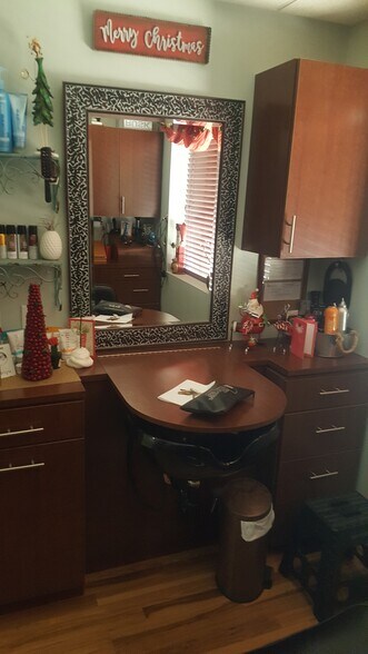 More Photos Of 9020-9030 S McClintock Dr, Tempe Unknown For Lease