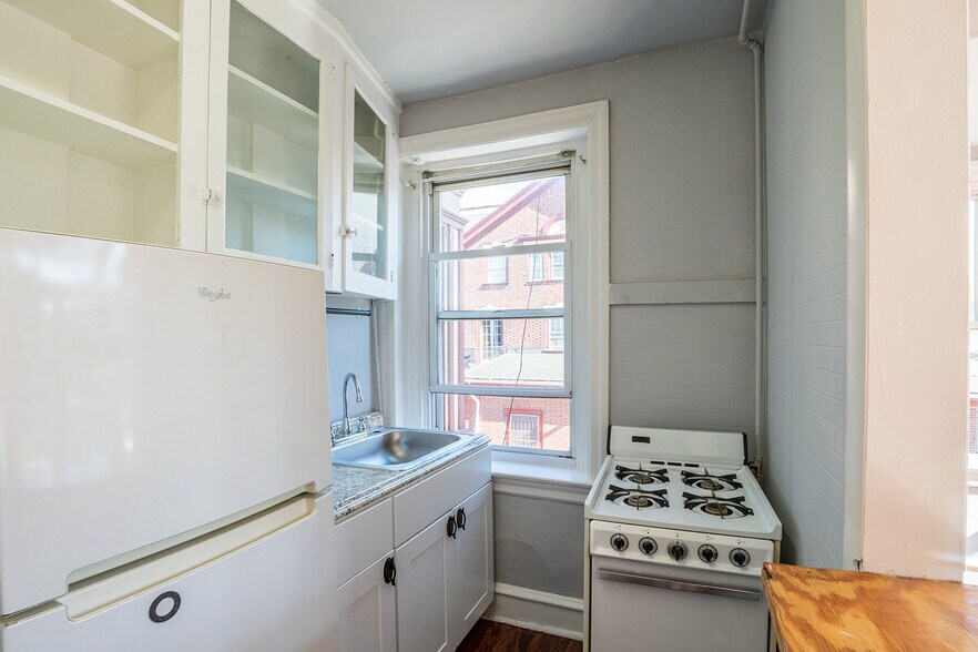 More Photos Of 2115 N 63rd St, Philadelphia Apartments For Sale