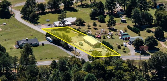 Primary Photo Of 170 Horse Center Rd, Decatur Warehouse For Sale