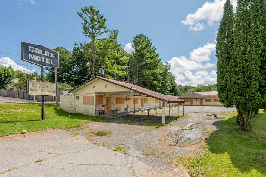 More Photos Of 549 E Stuart Dr, Galax Hotel For Sale