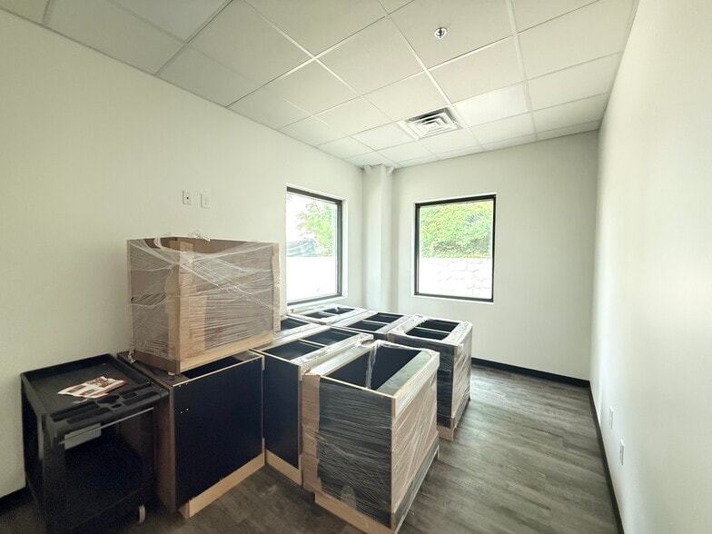 More Photos Of 14111 King Rd, Frisco Office For Sale