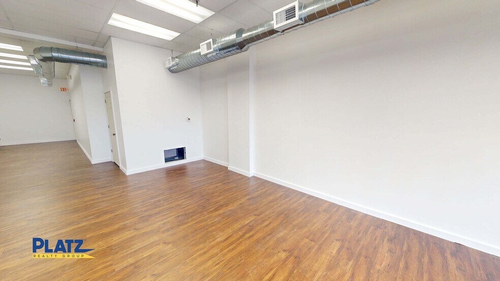 More Photos Of 118 E Market St, Warren Office For Sale