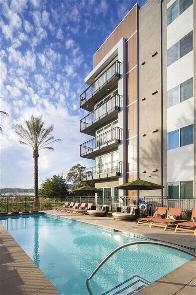 More Photos Of 375 Camino De La Reina, San Diego Multifamily For Sale