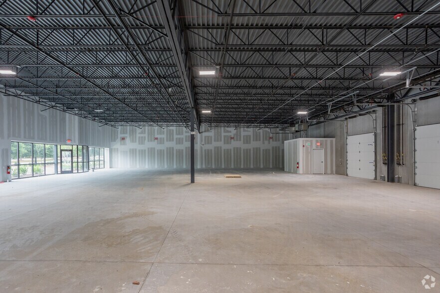 More Photos Of 2101 Garner Station Blvd, Raleigh Unknown For Lease