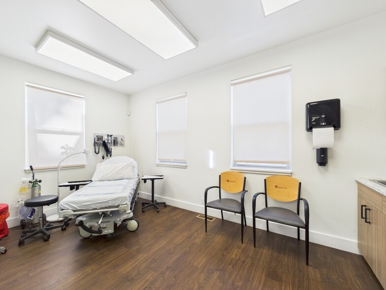 More Photos Of 507 S Main St, Hailey Office For Sale