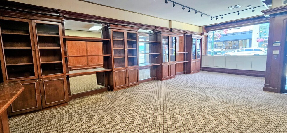 More Photos Of 417 Central Ave, Cedarhurst Storefront For Lease