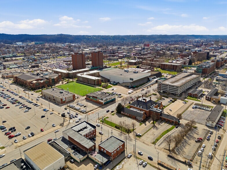 More Photos Of 212 20th St, Huntington Storefront Retail Residential For Sale