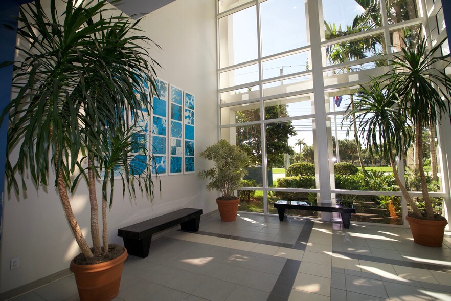 More Photos Of 1615 S Federal Hwy, Boca Raton Office For Lease