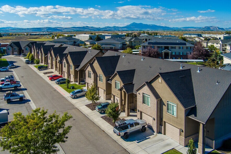 More Photos Of 415 Suncrest Ln, Logan Apartments For Sale