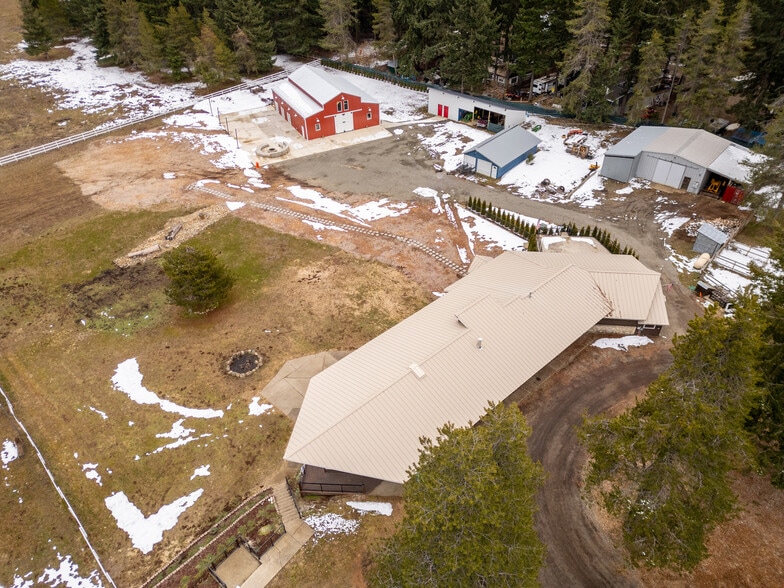 More Photos Of 180 Silver Ridge Ranch Rd, Easton Trailer Camper Park For Sale