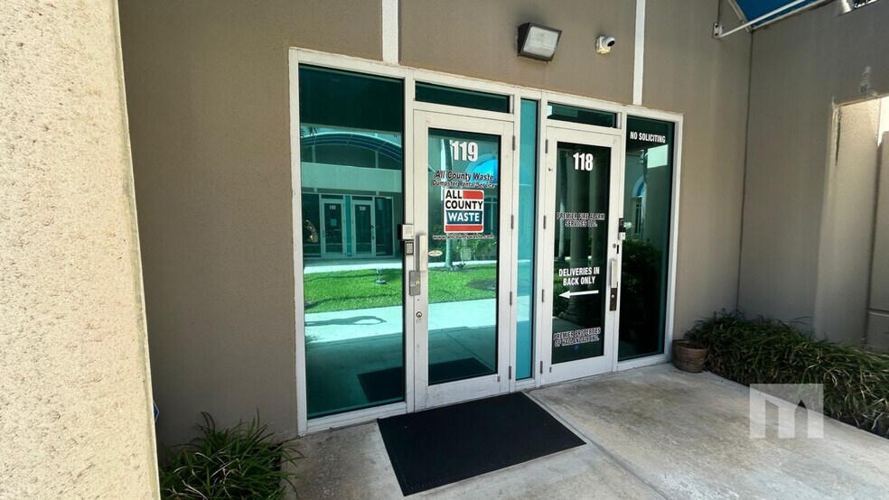 More Photos Of 2860 W State Road 84, Fort Lauderdale Office For Sale