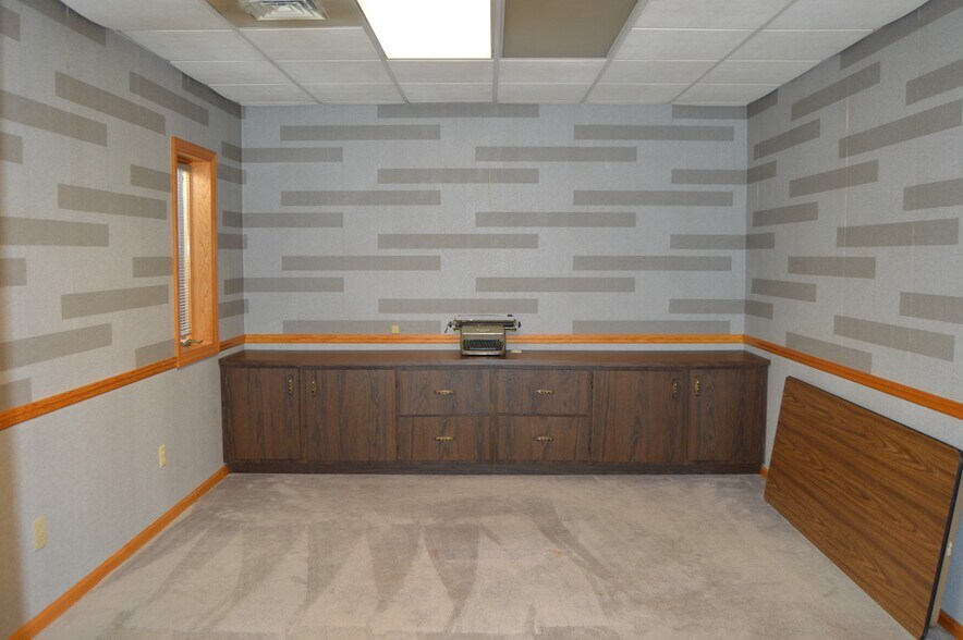 More Photos Of 603 1st Street Ext, Apollo Medical For Sale