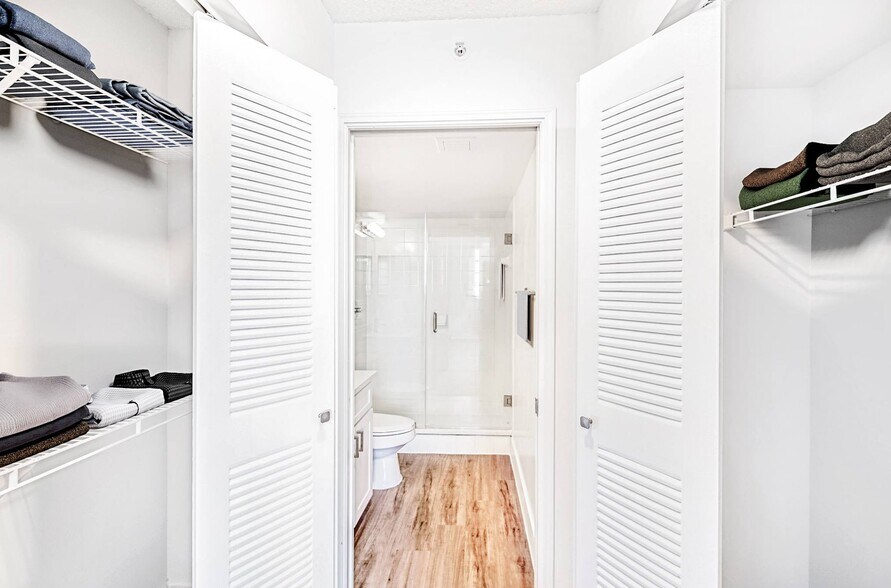 More Photos Of 353-383 Aragon Ave, Coral Gables Apartments For Lease