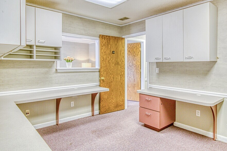 11205 Alpharetta Hwy, Roswell, GA 30076 Office