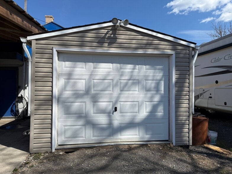 More Photos Of 1310 W High St, Pottstown Specialty For Sale