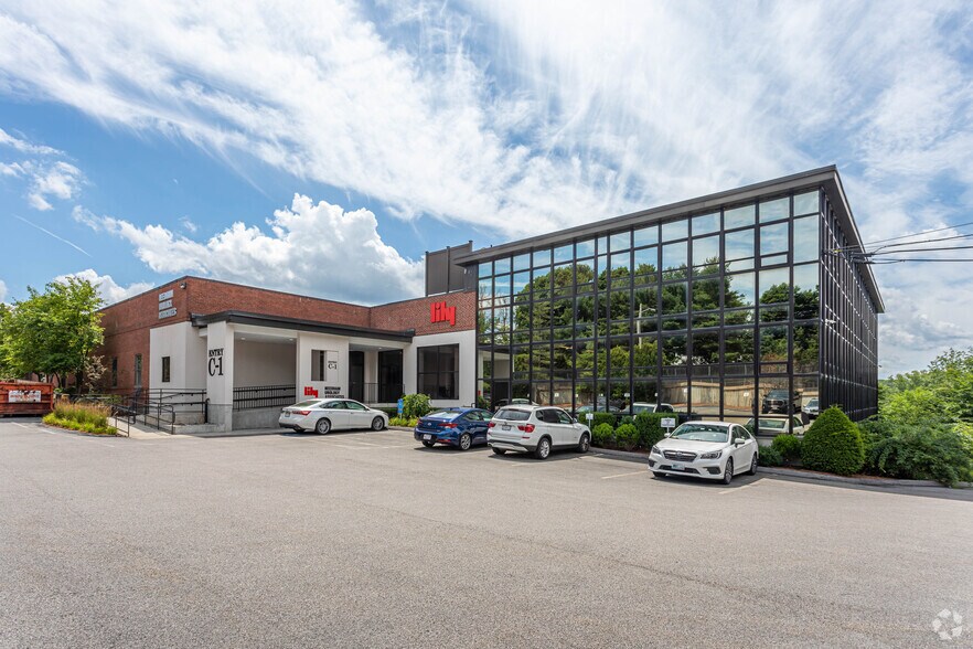 More Photos Of 145 Rosemary St, Needham Medical For Lease