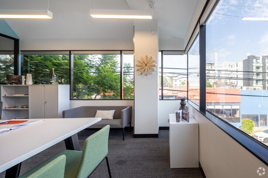 More Photos Of 10100 Venice Blvd, Culver City Loft Creative Space For Lease