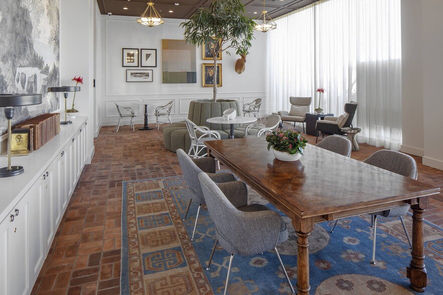More Photos Of 1905 NW 23rd Ave, Portland Apartments For Lease