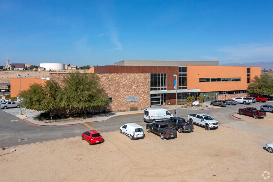 More Photos Of 4500 Morning Dr, Bakersfield Medical For Lease