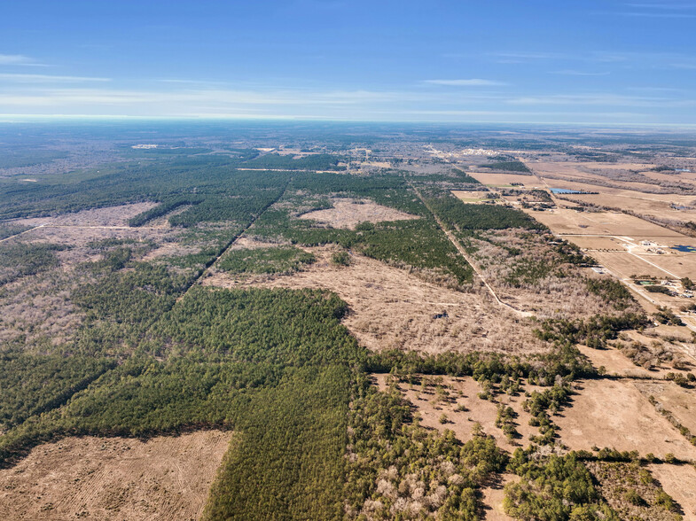 Primary Photo Of 0000 Hwy105 Hwy, Sour Lake Land For Sale