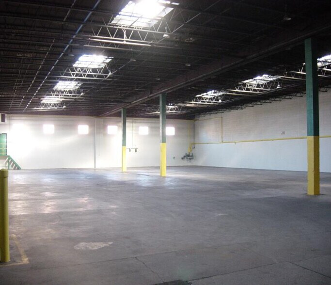 More Photos Of 3501 Pulaski Hwy, Baltimore Warehouse For Sale