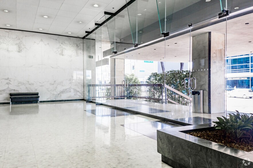 More Photos Of 8920 Wilshire Blvd, Beverly Hills Medical For Lease