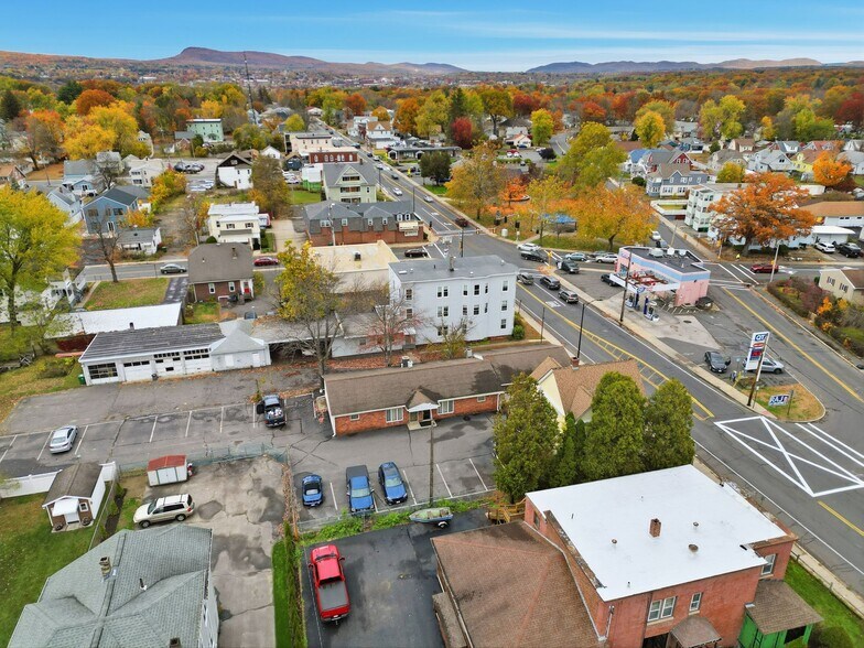 More Photos Of 641 Grattan St, Chicopee Office For Lease