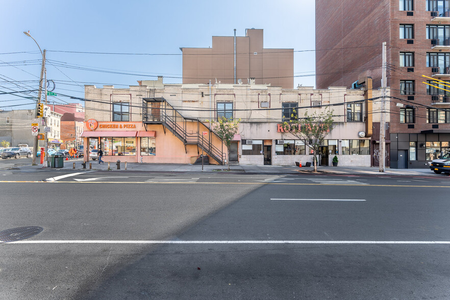 Primary Photo Of 2701 21st St, Astoria Storefront Retail Office For Lease