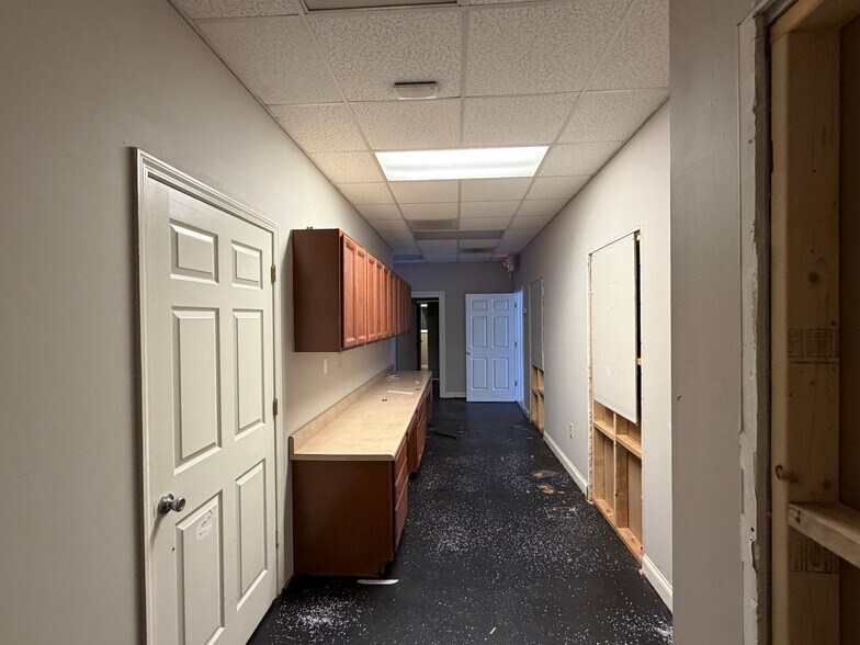 More Photos Of 3908 Winder Hwy, Flowery Branch Unknown For Lease
