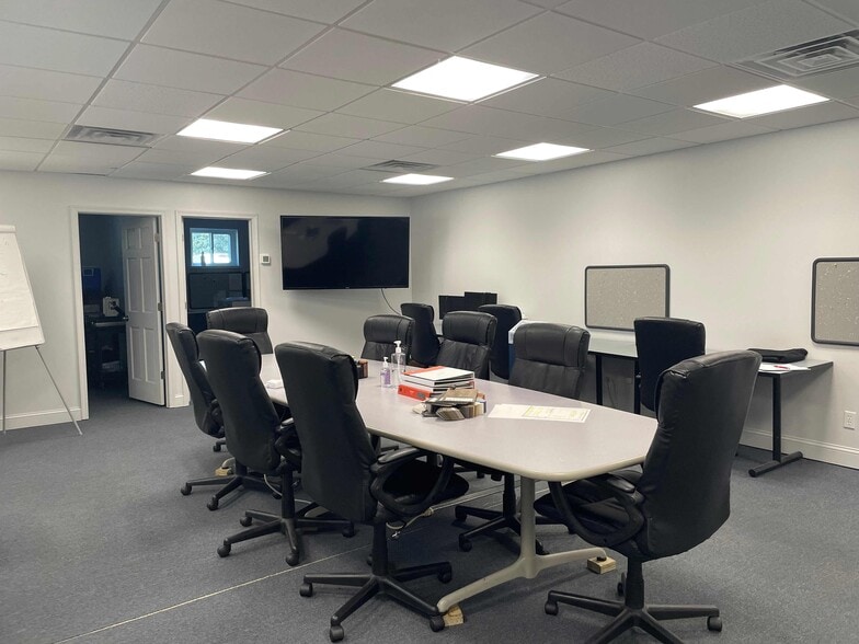 More Photos Of 113-115 N 5th St, Darby Warehouse For Sale