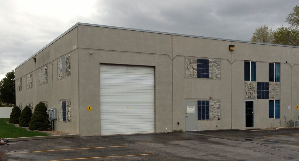 More Photos Of 9538 S 670 W, Sandy Warehouse For Lease