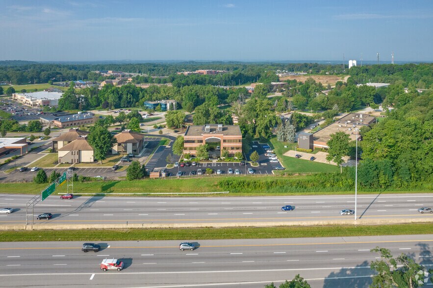 More Photos Of 1559 Corporate Woods Pky, Uniontown Office For Lease