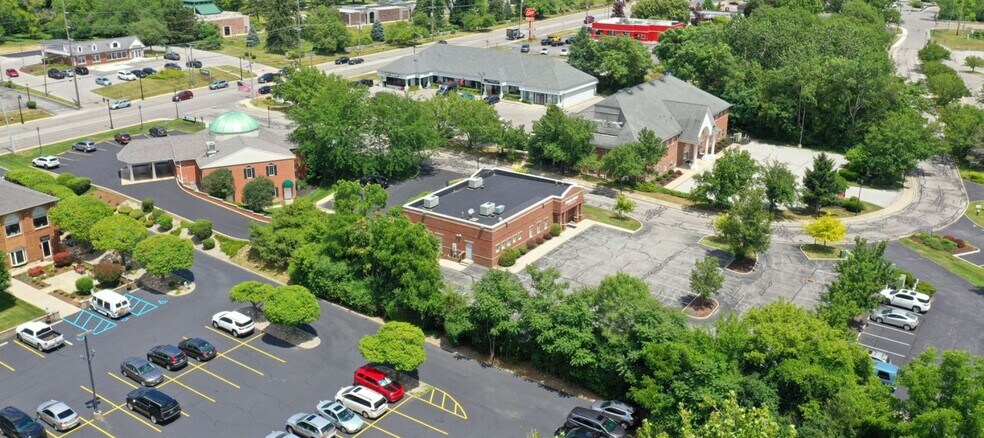 More Photos Of 6411 River Crossings Dr, Sylvania Medical For Sale