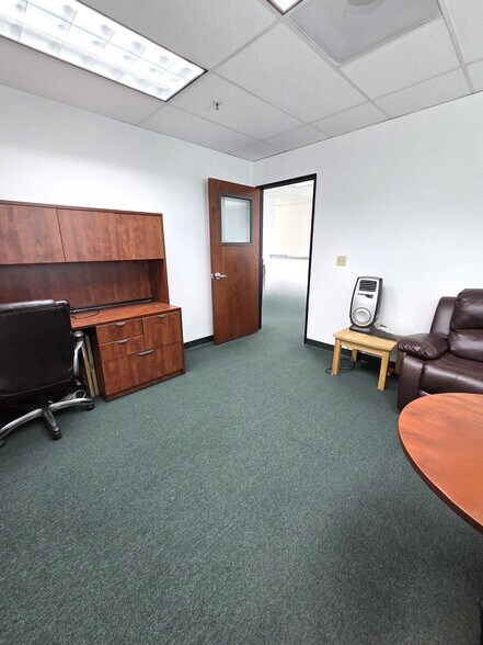 More Photos Of 29300 Kohoutek Way, Union City Industrial For Sale
