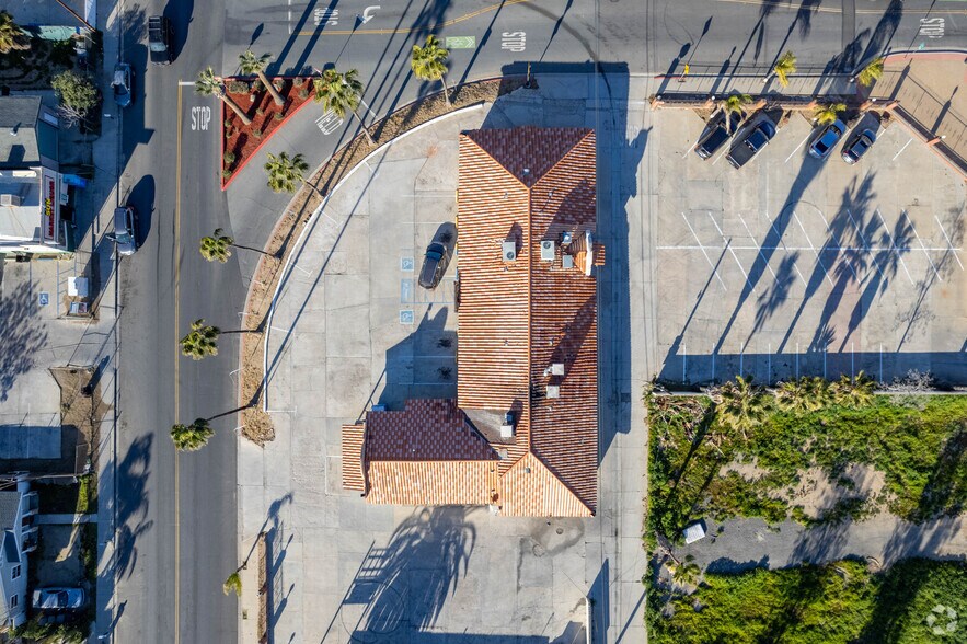 More Photos Of 114 E 11th St, Perris Restaurant For Sale