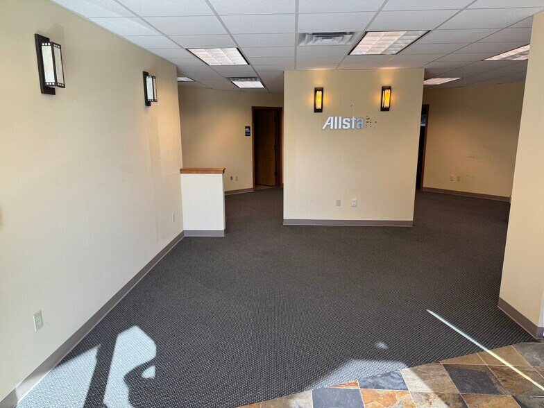 More Photos Of 130 S 15th St, Mount Vernon Medical For Lease