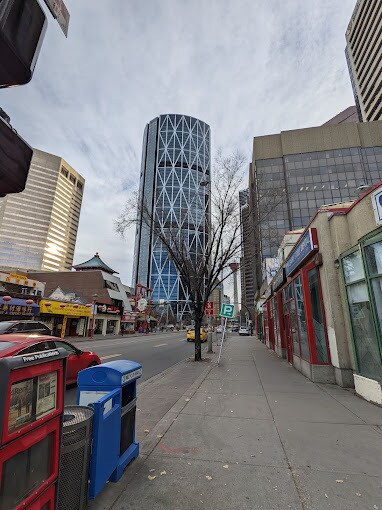 More Photos Of 328 Centre St SE, Calgary Storefront For Sale